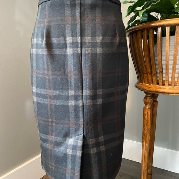 ILTM - Picture 2 of 6